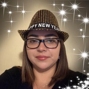 Meet your Posher, Ana